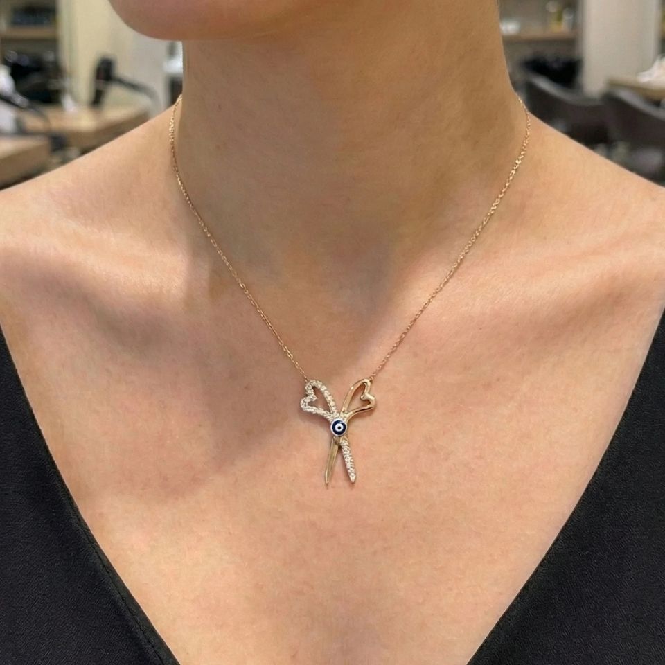 Göz Detaylı Taşlı Makas Kolye 48 Goz-Detayli-Tasli-Makas-Kolye-TEK094-1